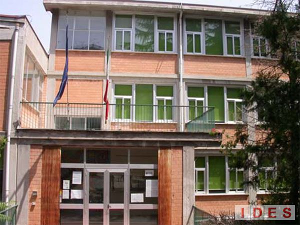 chieti-scuola-media-de-lollis-2008 Scuola Media Statale "C. De Lollis" - Chieti